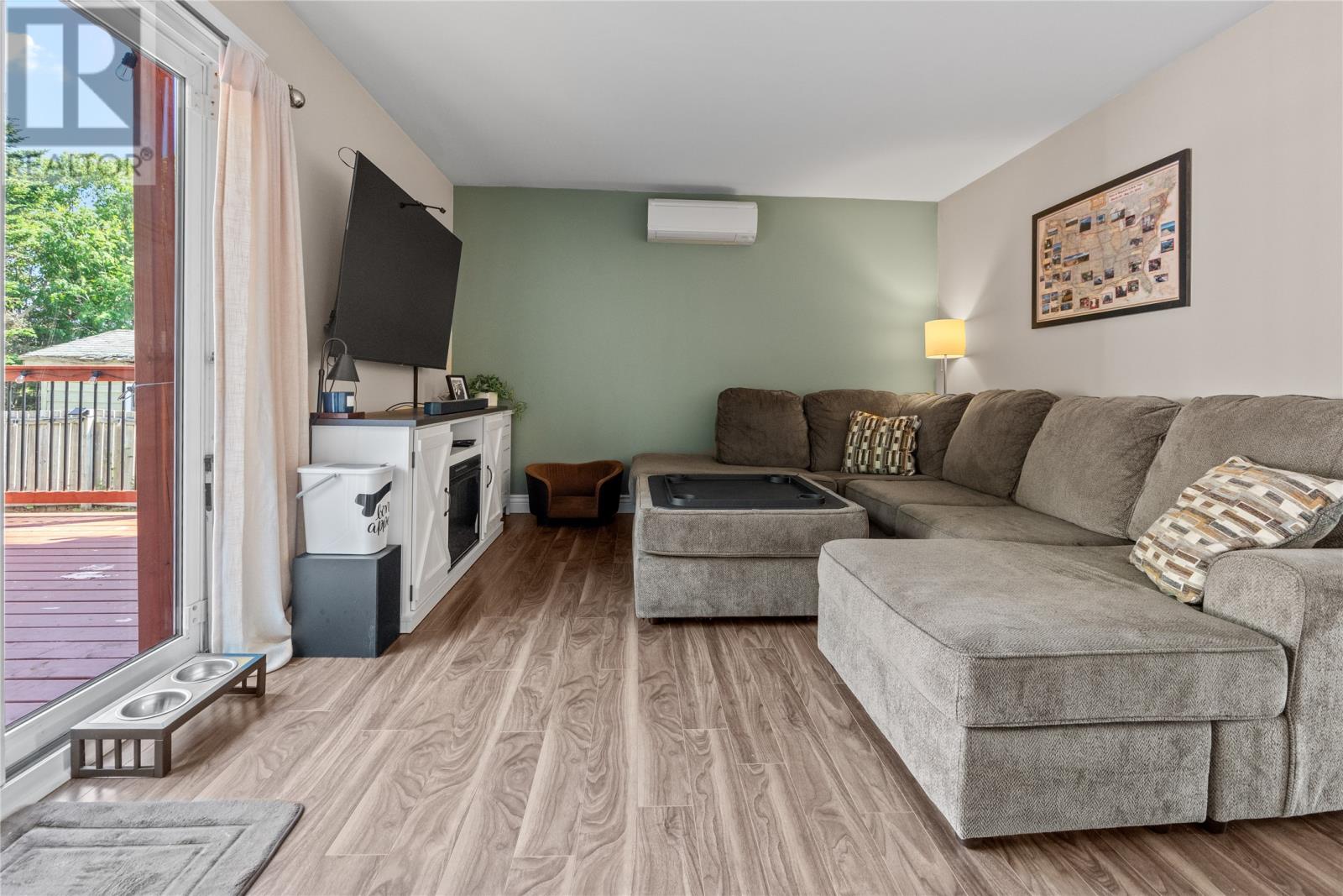 39 Fairweather Avenue thumbnail 9