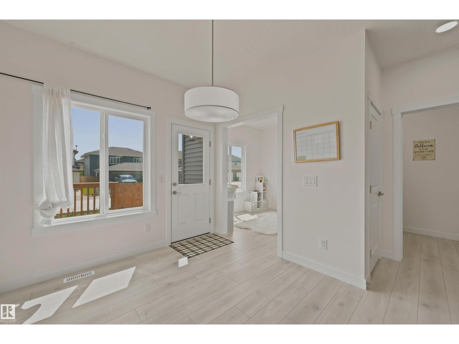 9815 107A AV - Image 11