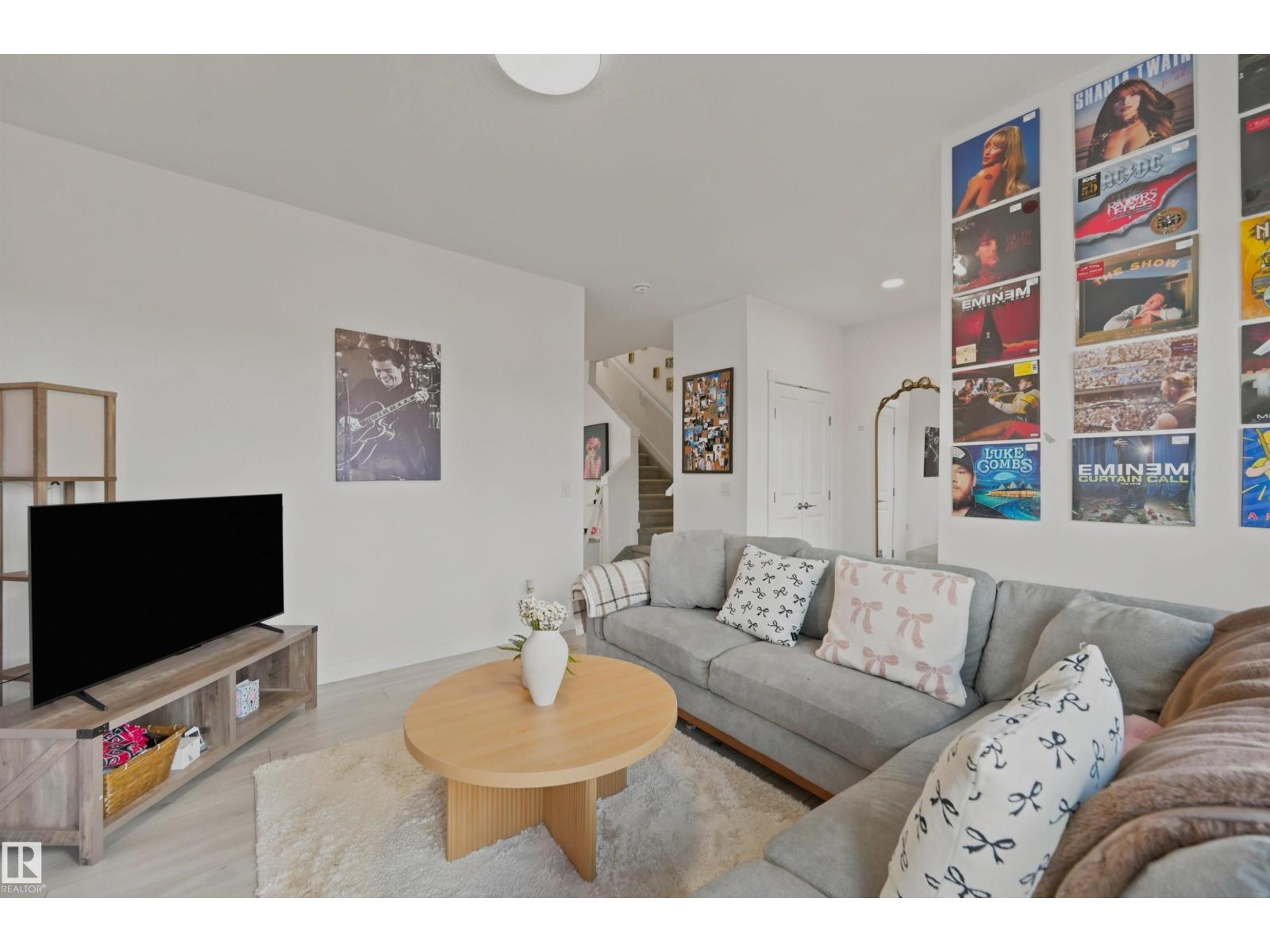 9815 107A AV - Image 6