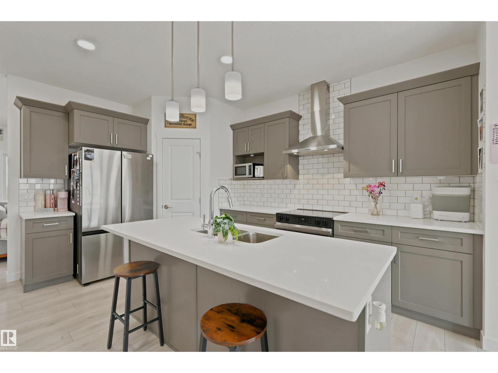 9815 107A AV - Image 8