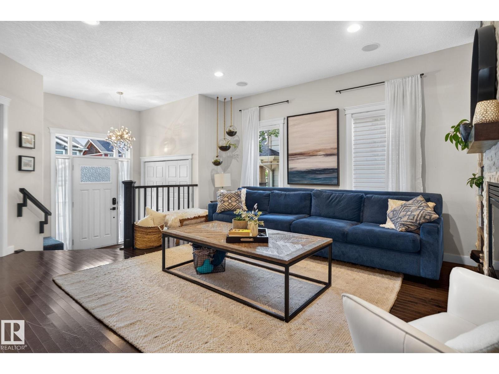 2327 FREZENBERG AV NW - 4