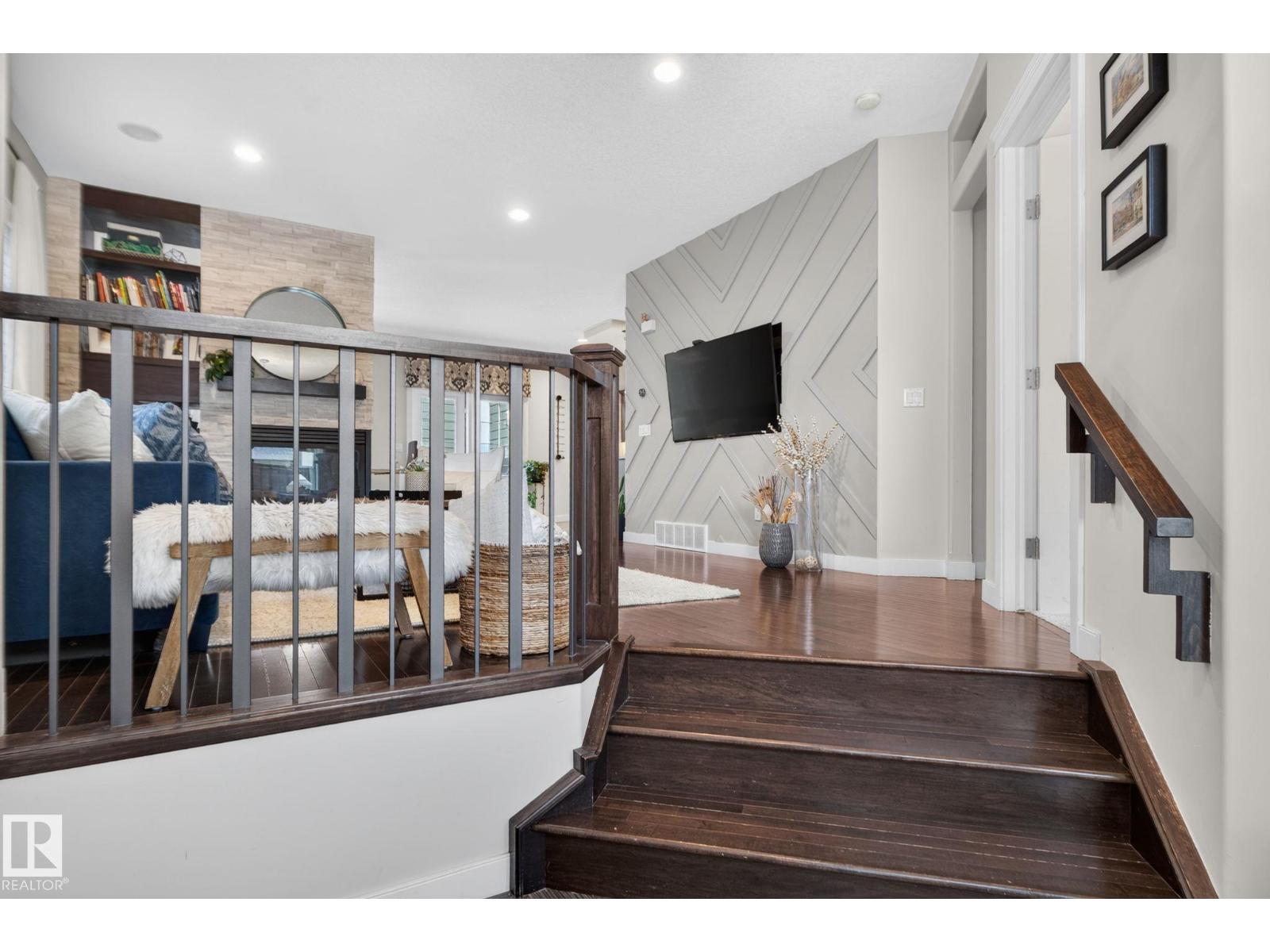 2327 FREZENBERG AV NW - Image 6