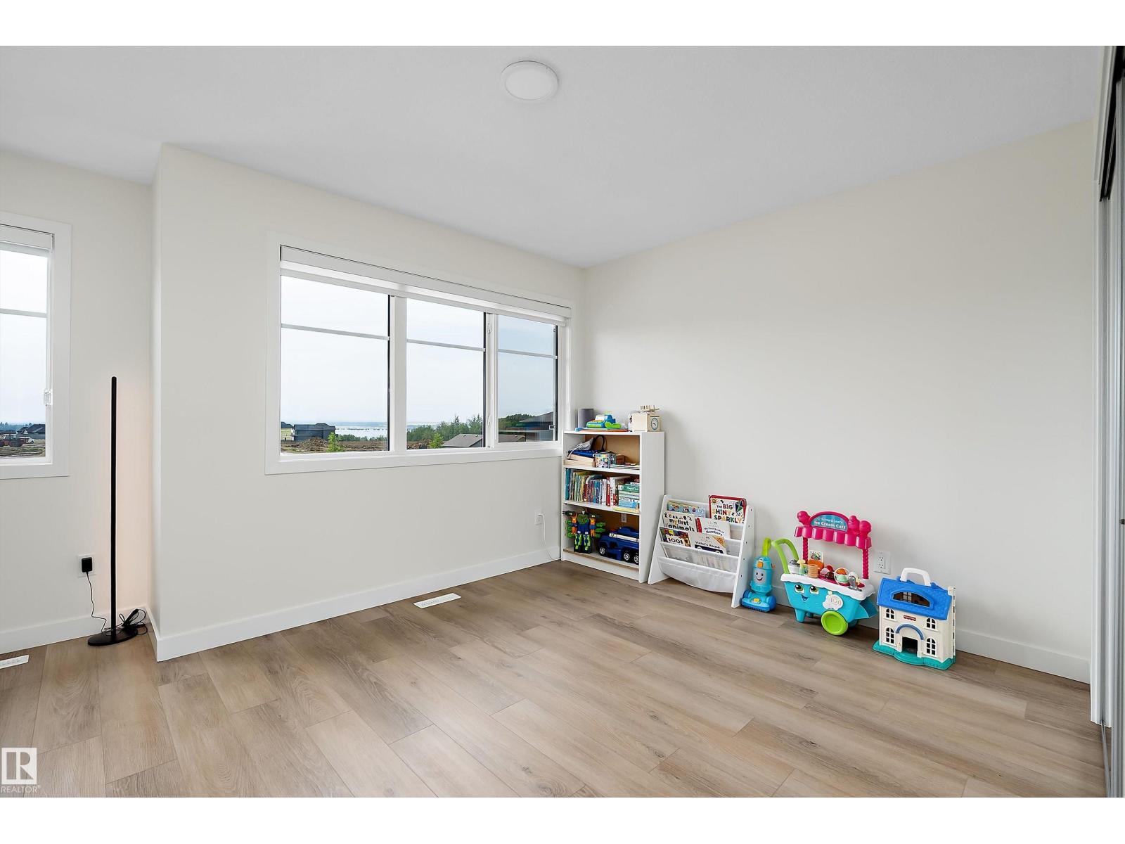 13007 213 ST NW - 40