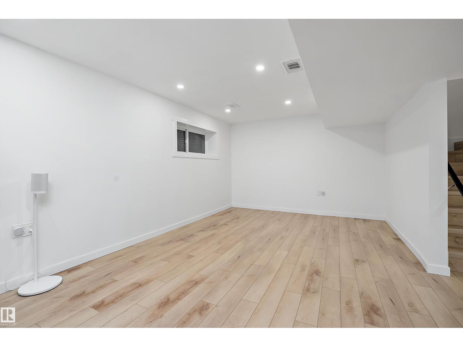 13007 213 ST NW - Image 46