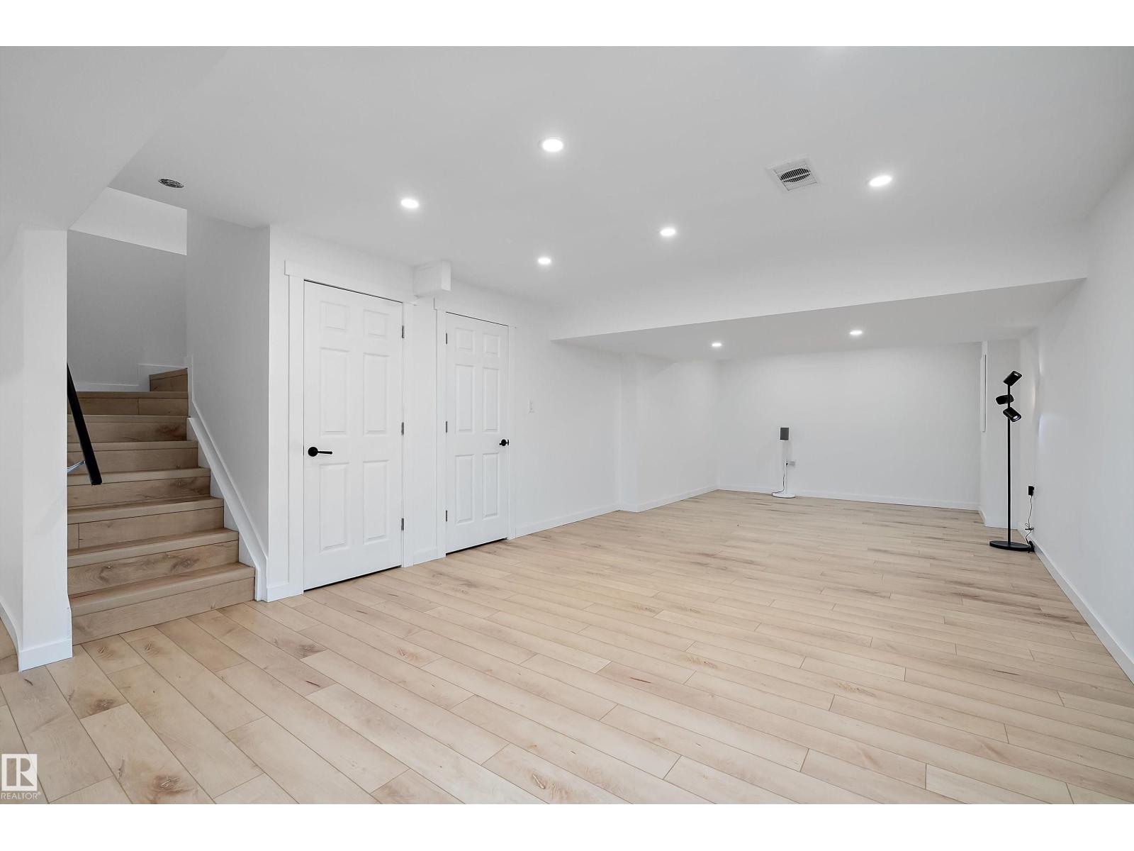 13007 213 ST NW - Image 43
