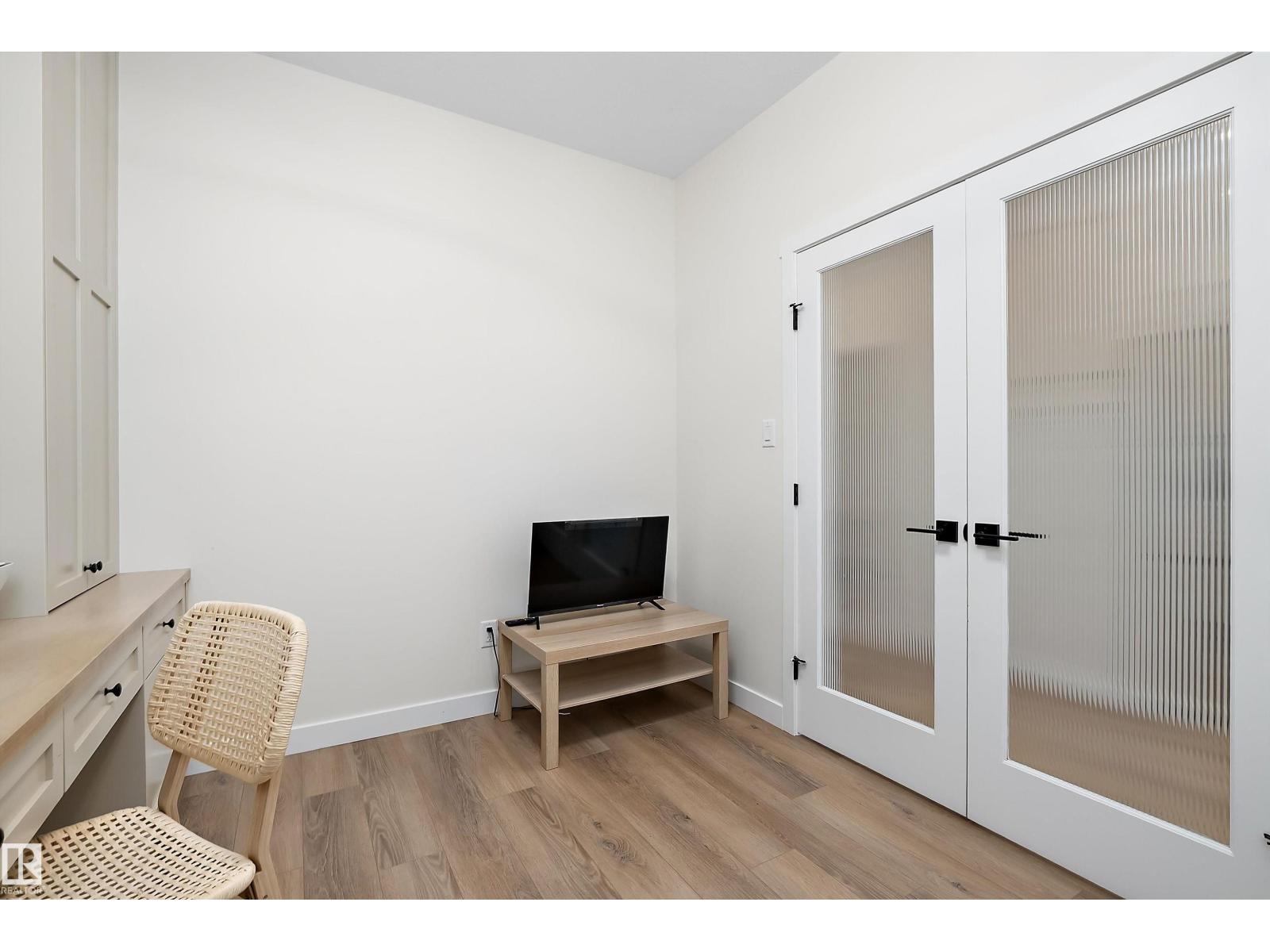 13007 213 ST NW - 11