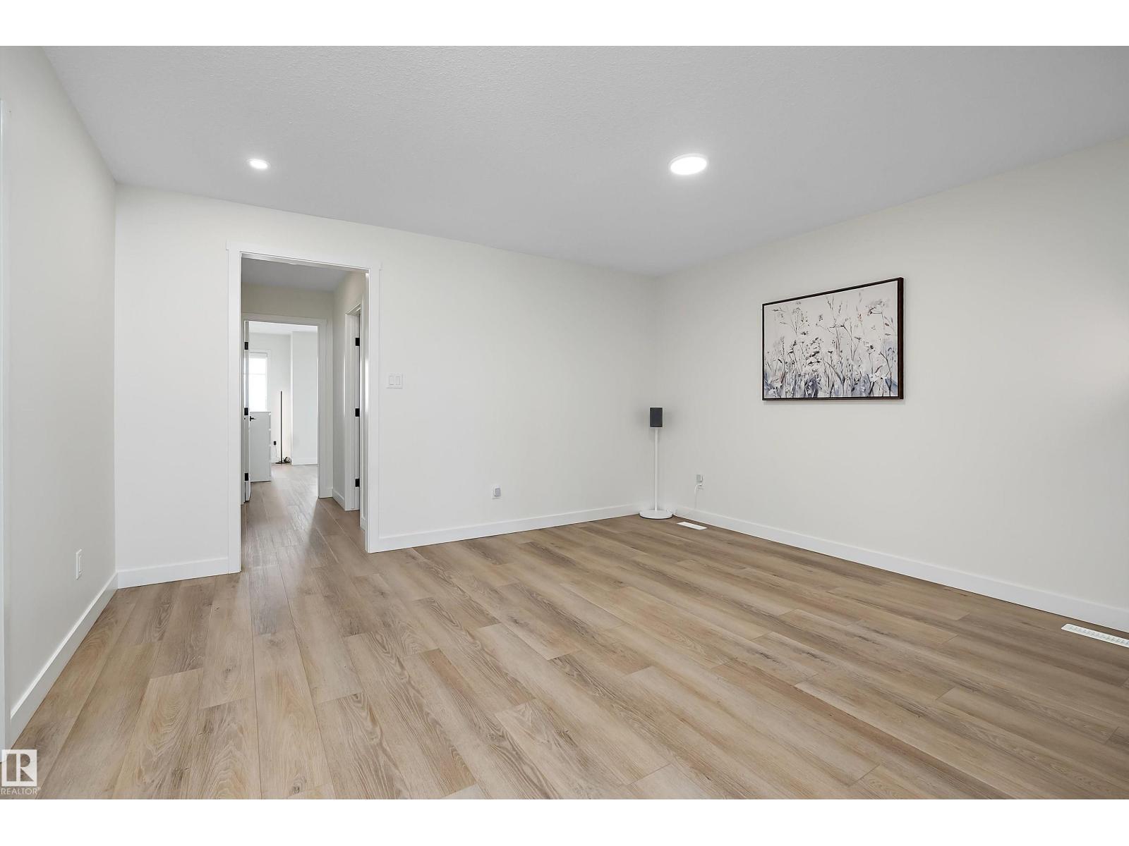 13007 213 ST NW - Image 32