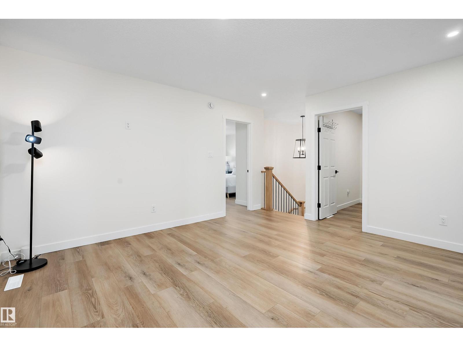 13007 213 ST NW - Image 35