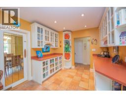 Full bathroom - 1851 Miller Street, Lumby, BC V0E2G0 Photo 10