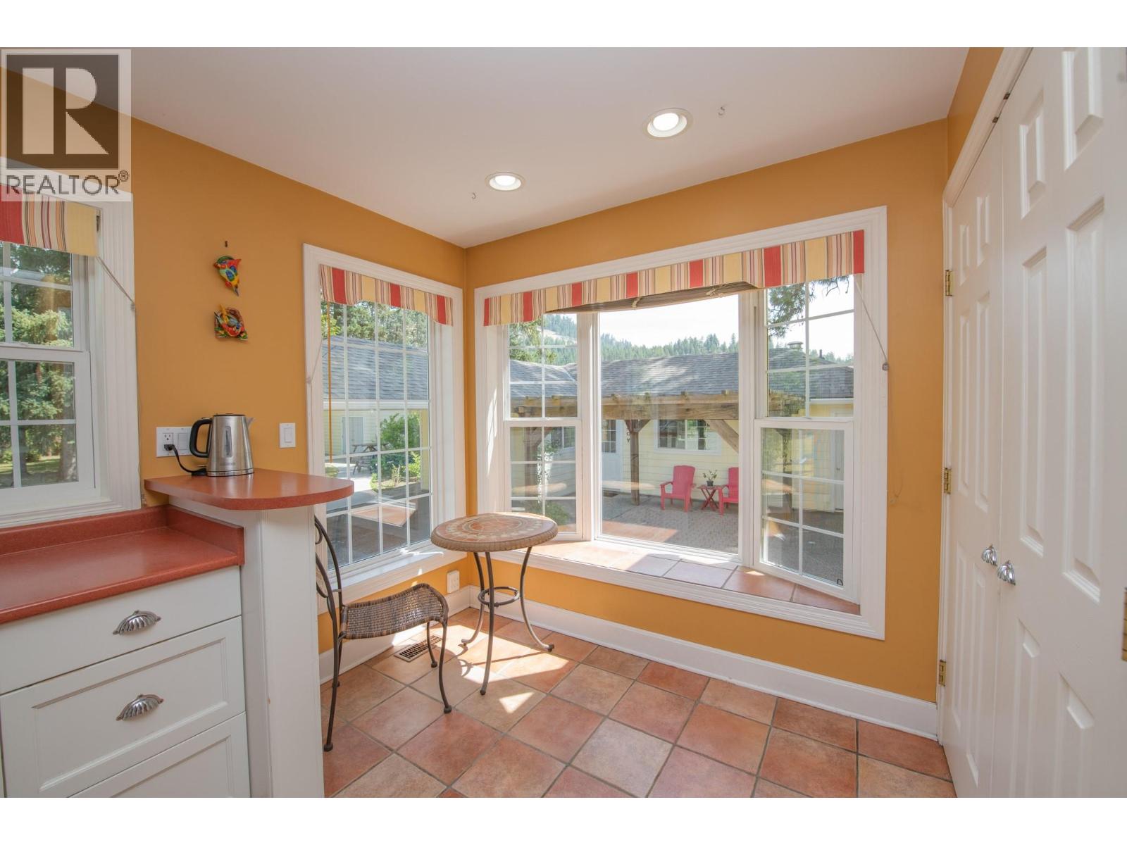 1851 Miller Street - Image 12