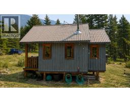 22111 Fountain Valley Road, Lillooet, BC V0K1V0 Photo 7