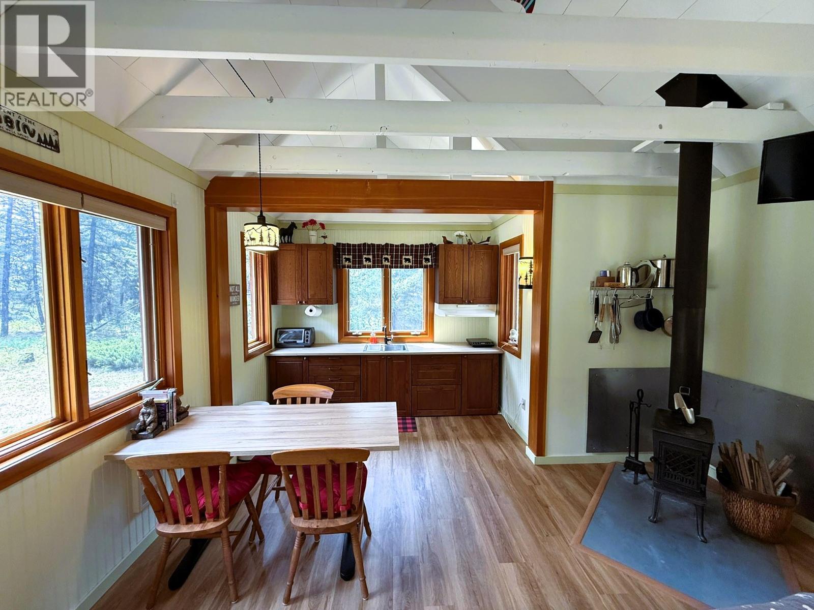 22111 Fountain Valley Road - 13