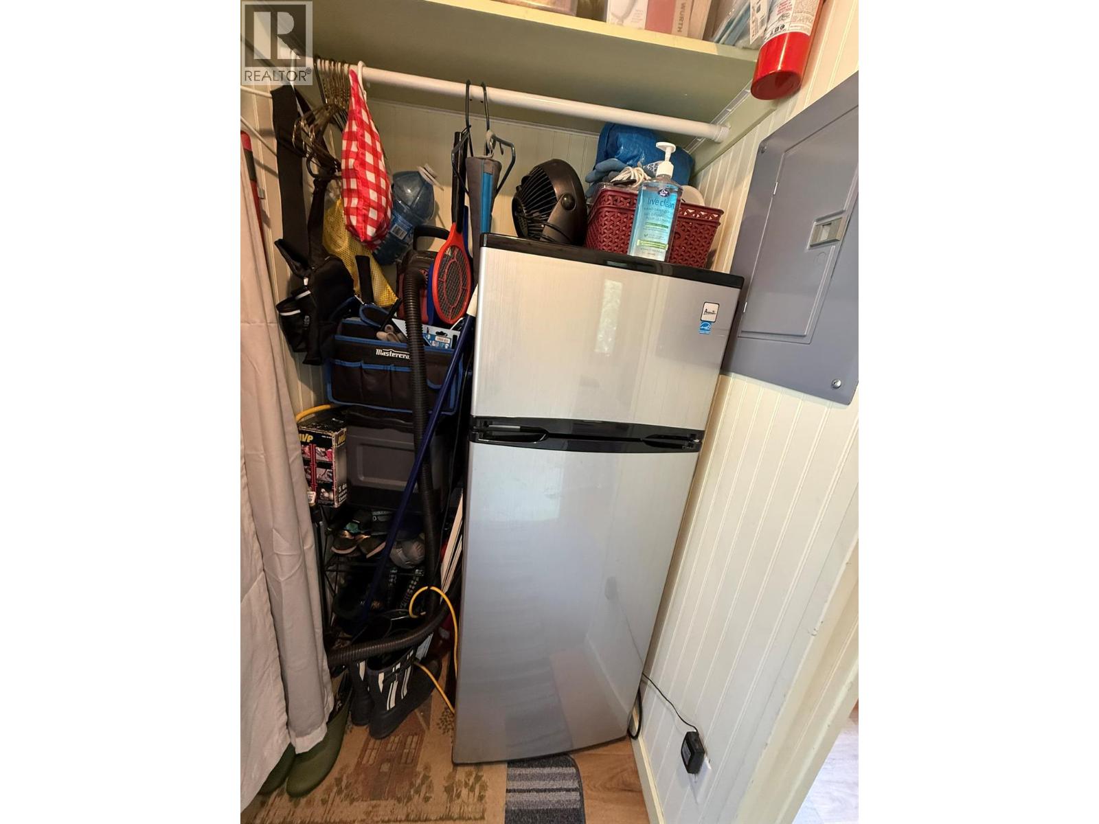 22111 Fountain Valley Road - 25