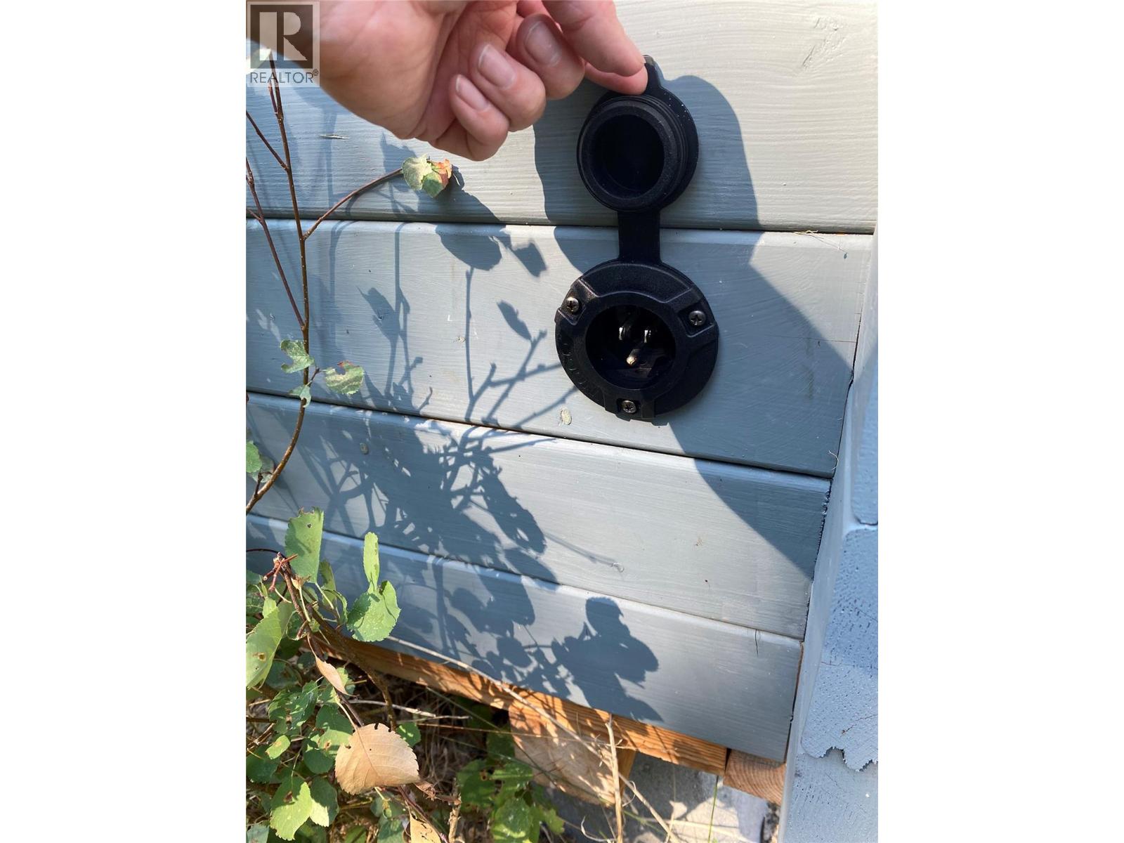 22111 Fountain Valley Road - 40