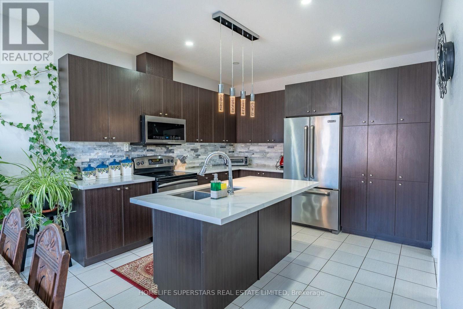 1 WALKER BOULEVARD - 10