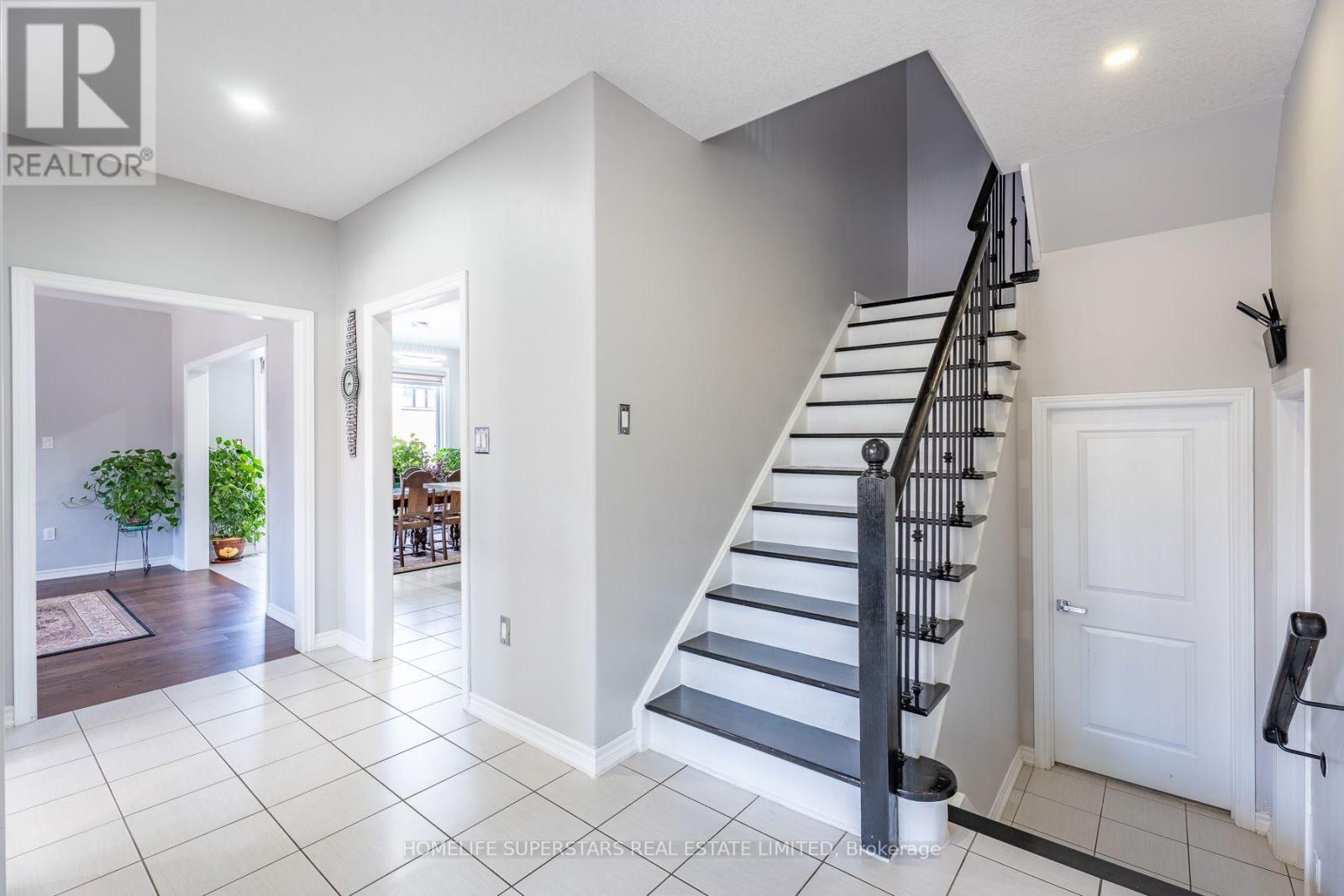 1 WALKER BOULEVARD - 19