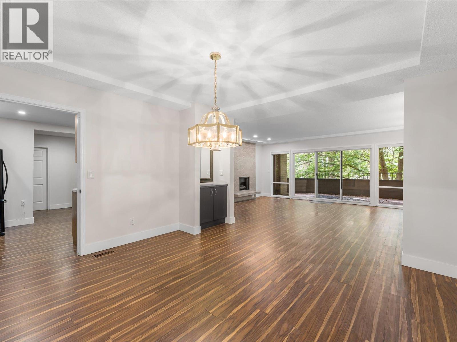 #106 539 Sutherland Avenue - 14