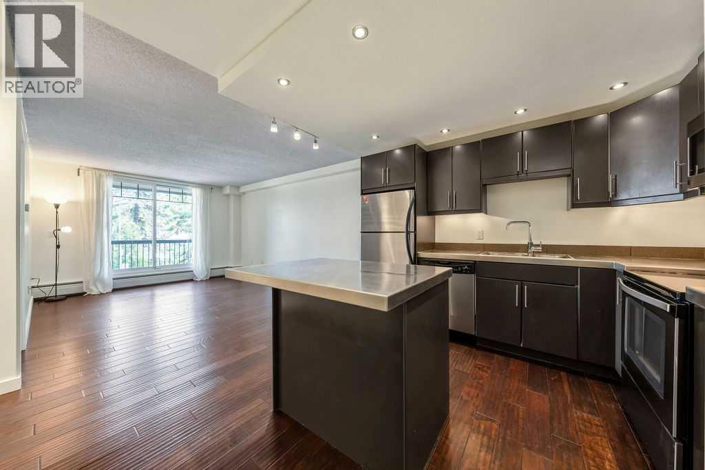 #204 1301 17 Avenue NW - 4