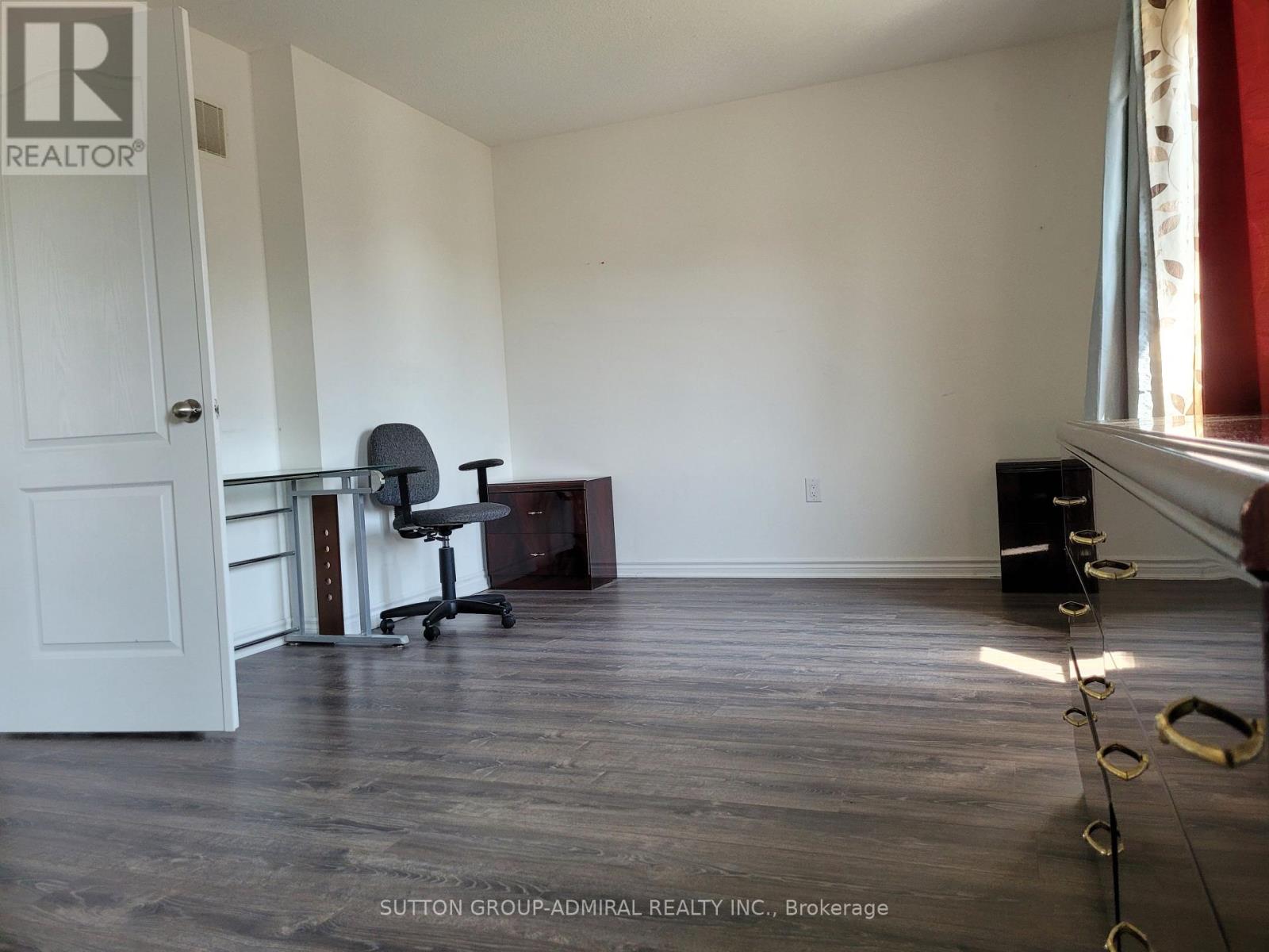 104 VILLAGE GATE DRIVE - 14