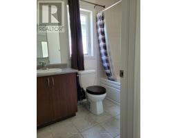 Bedroom 2 - 104 Village Gate Drive, Wasaga Beach, ON L9Z0J7 Photo 6