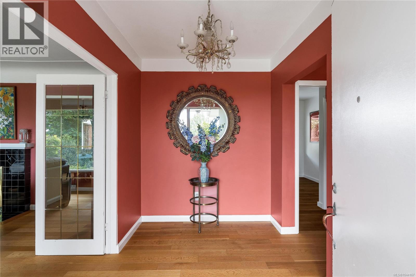 1554 Montgomery Ave - 24