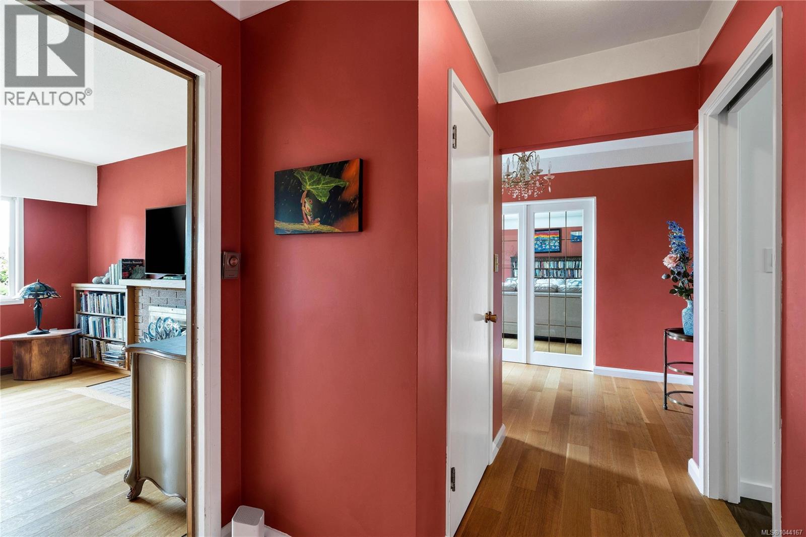 1554 Montgomery Ave - 26