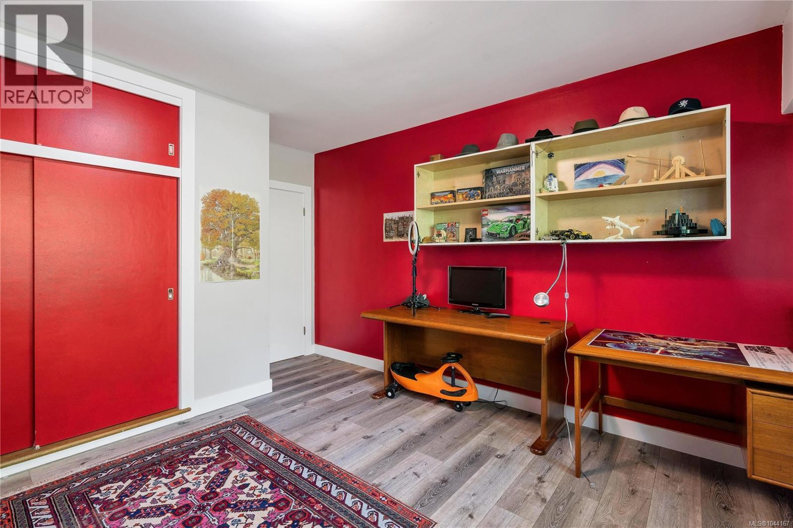 1554 Montgomery Ave - 37