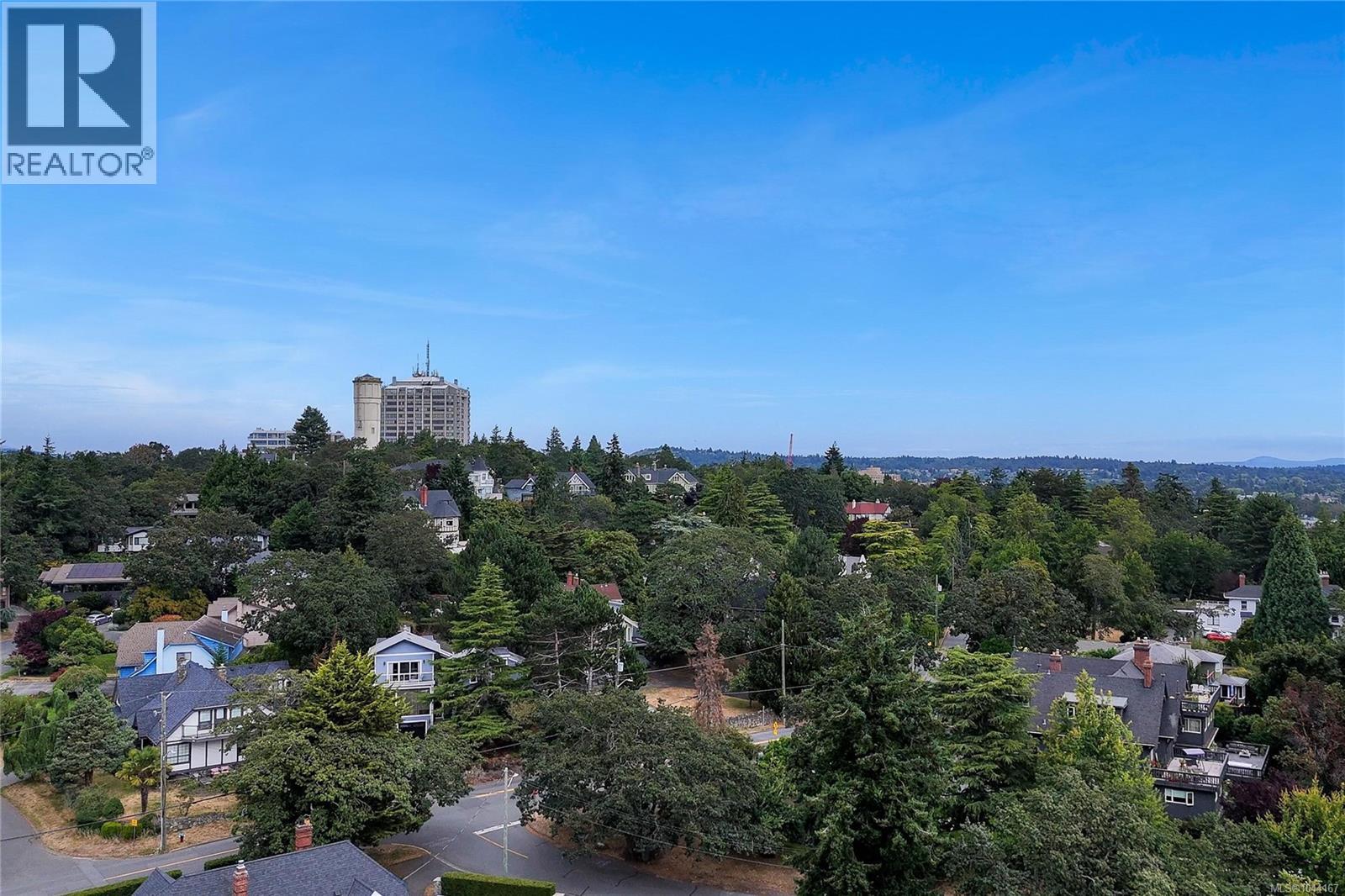 1554 Montgomery Ave - 79