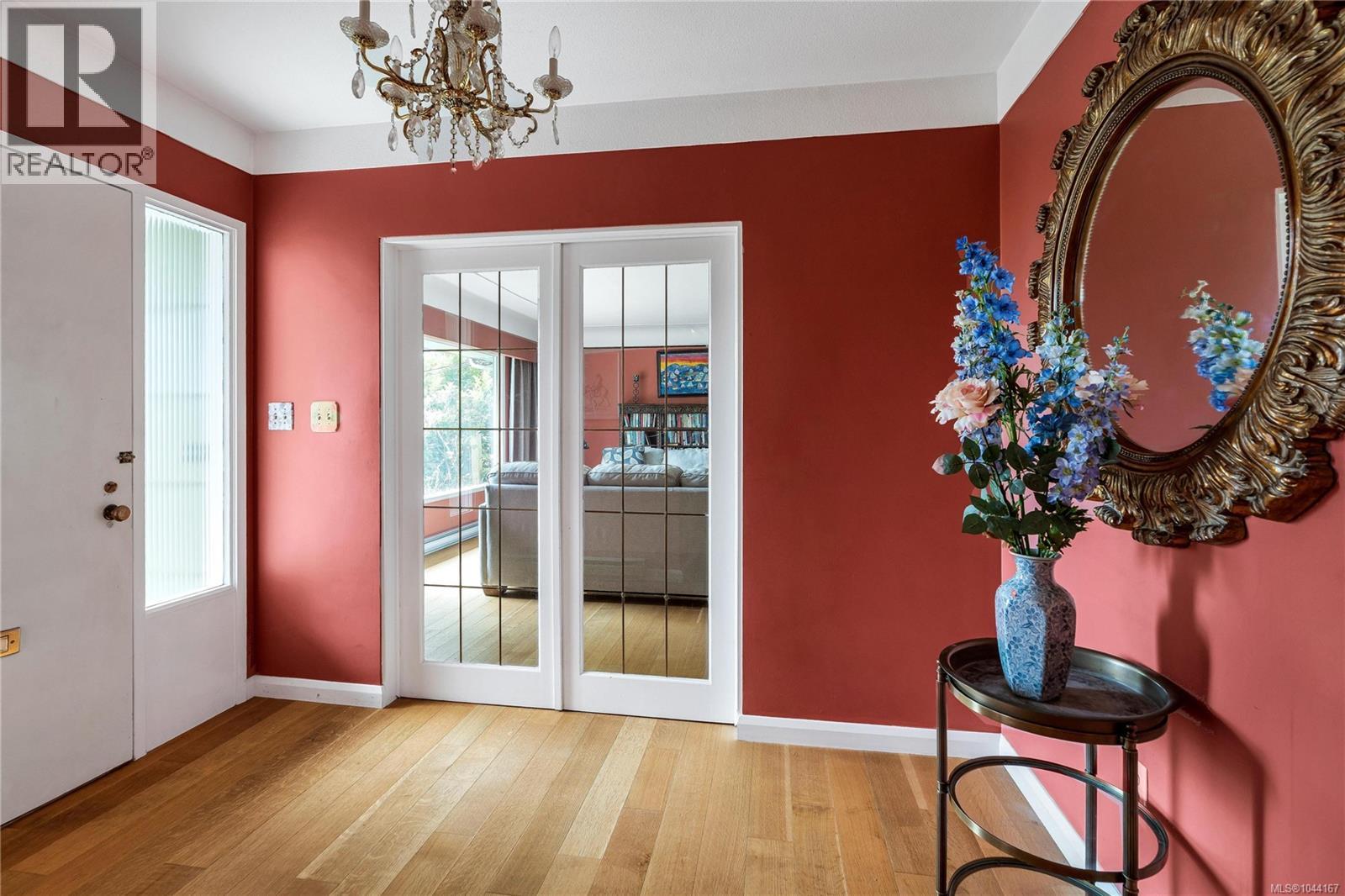 1554 Montgomery Ave - 9