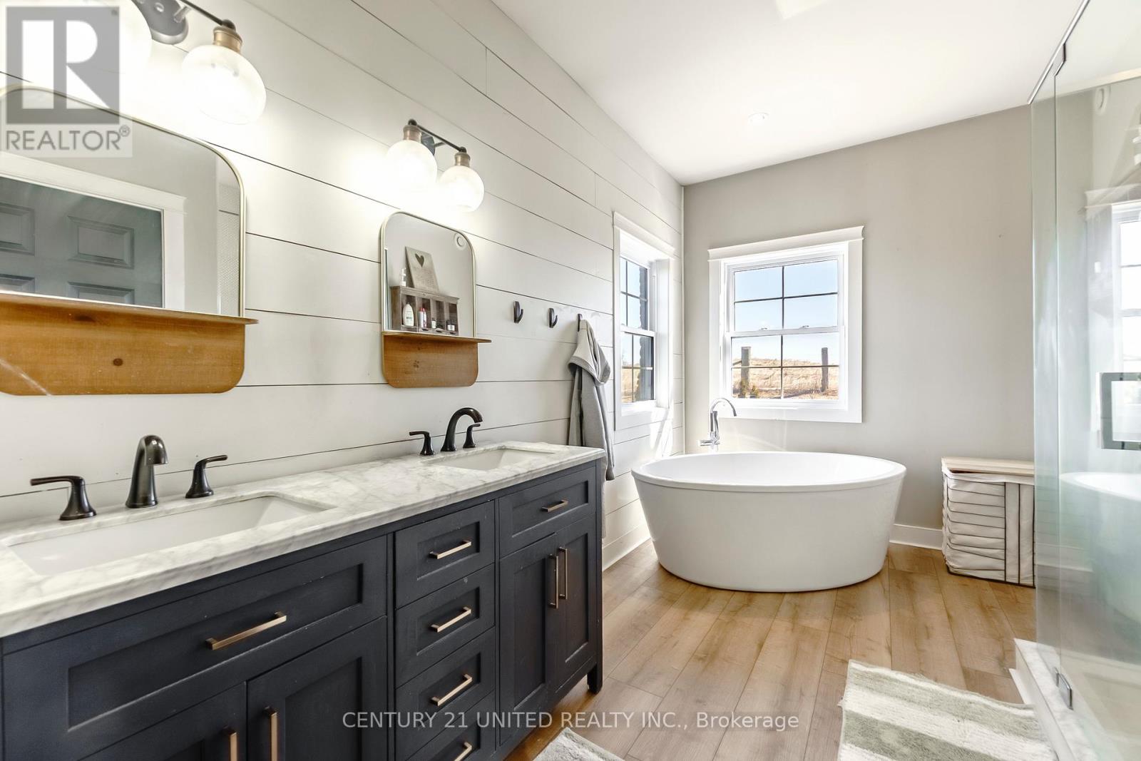 2223 CAMERON LINE - 17