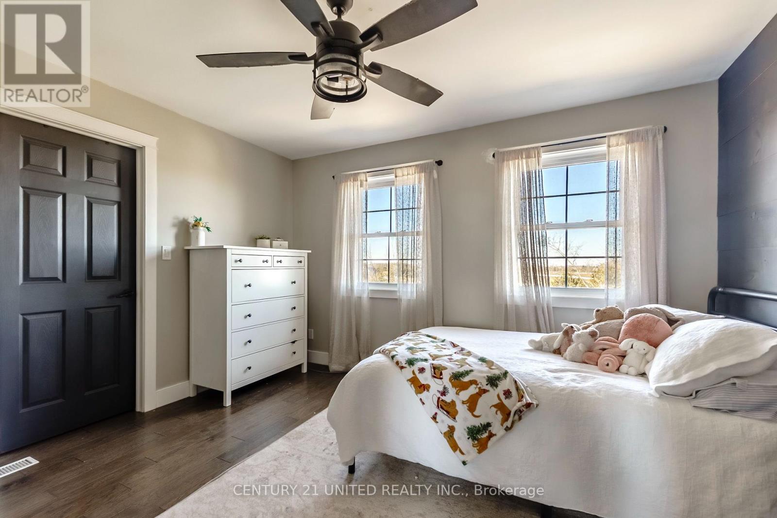 2223 CAMERON LINE - 33