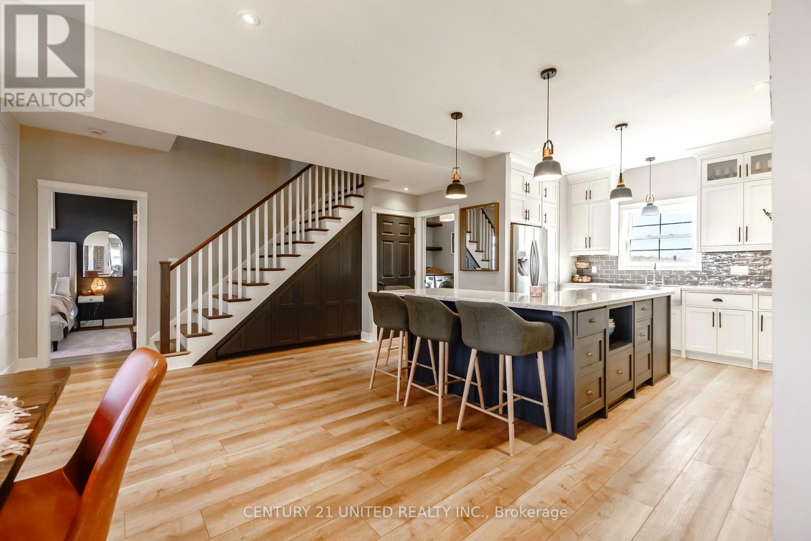 2223 CAMERON LINE - 8