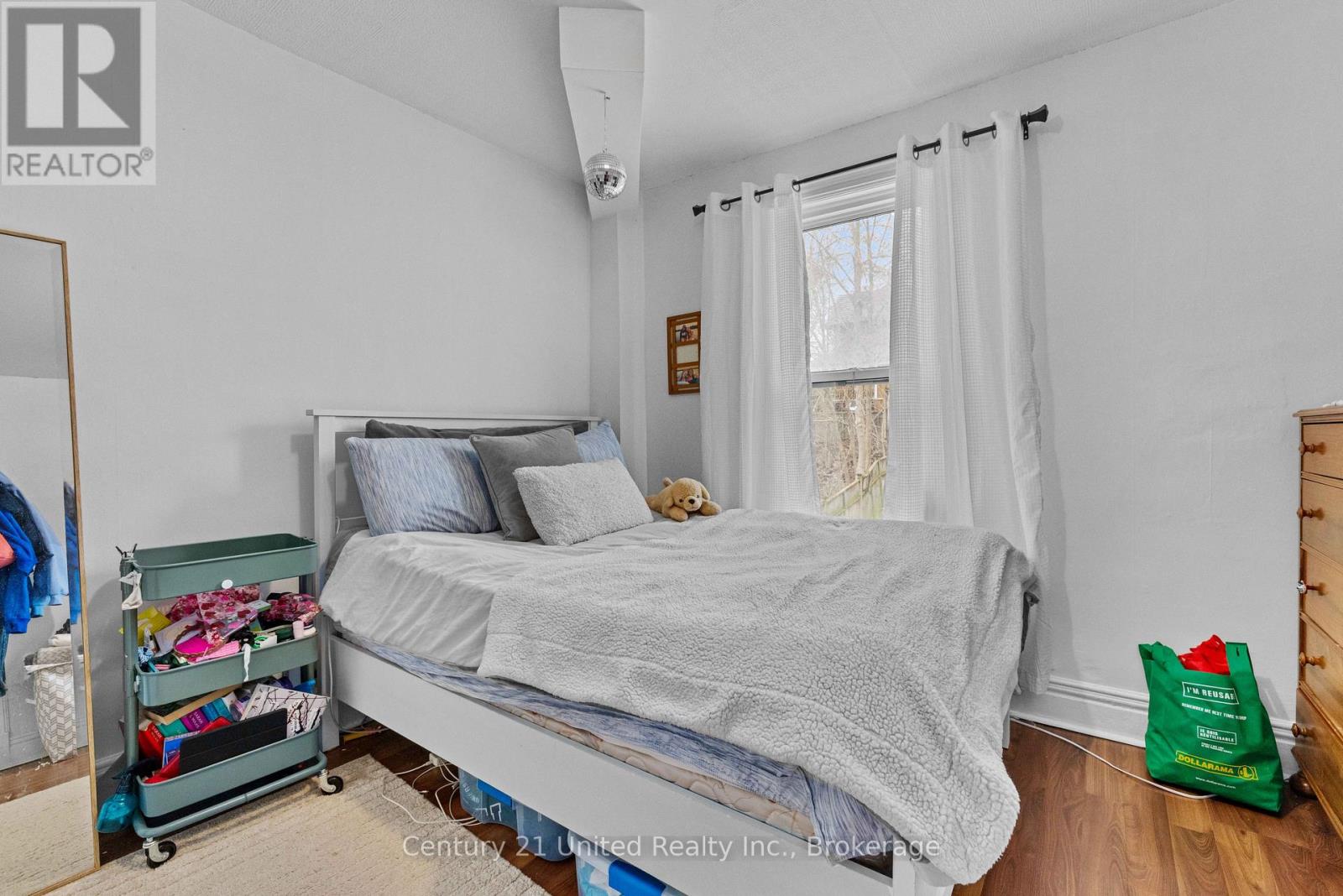 575 BETHUNE STREET - 19