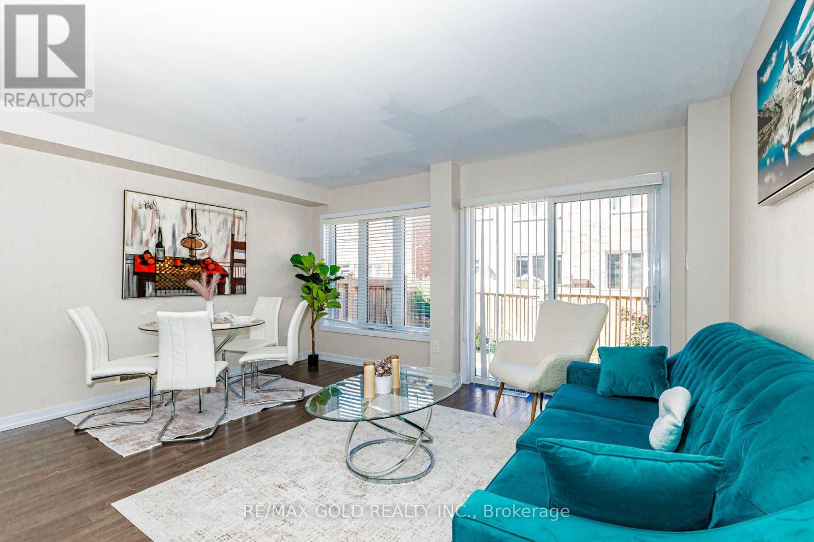 22 CLINTON STREET - 10