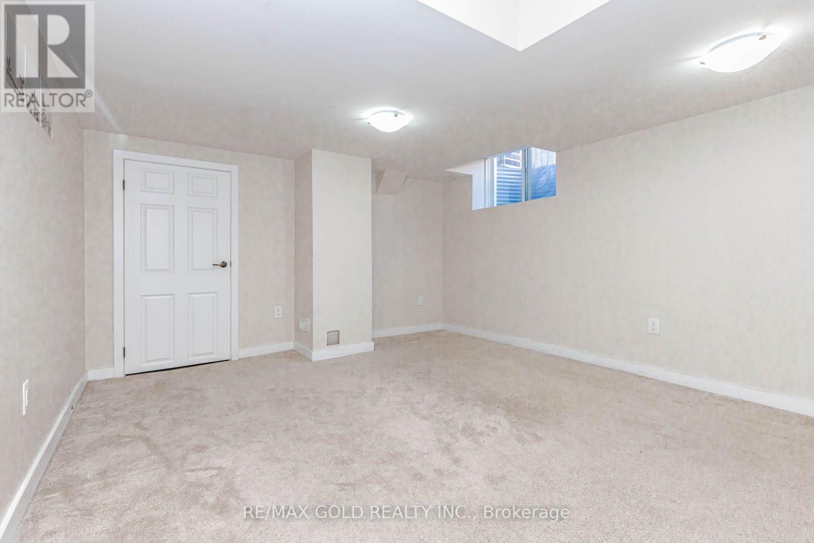 22 CLINTON STREET - 27