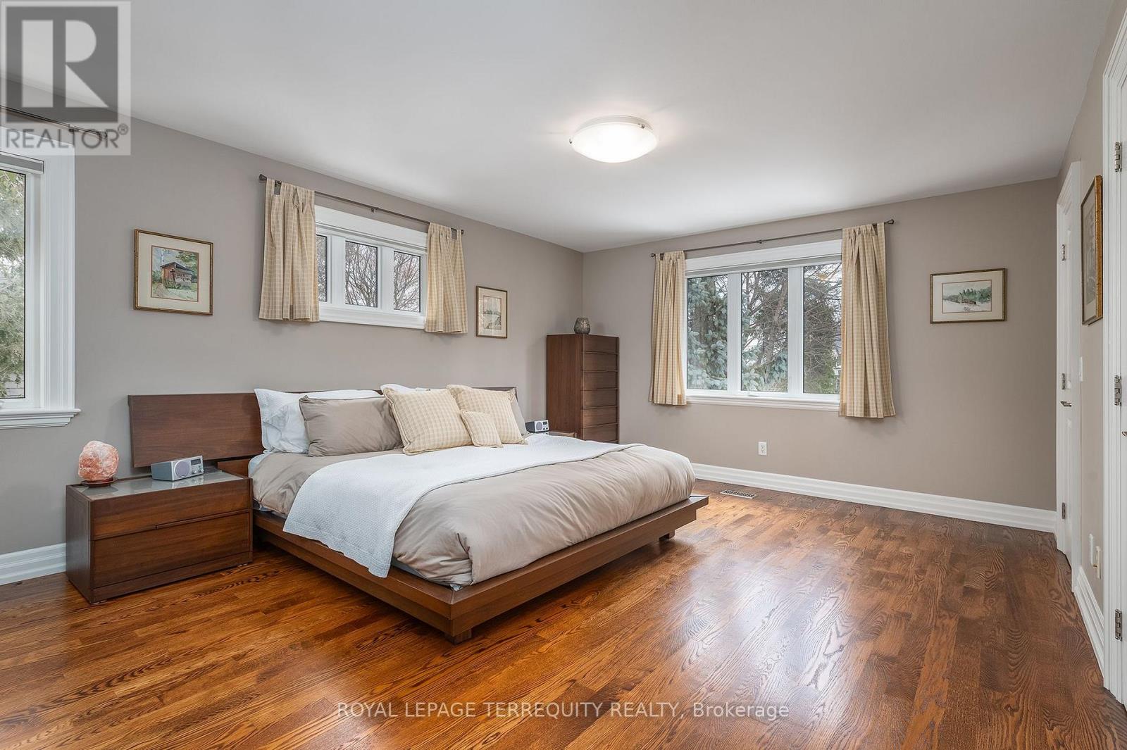 19 BANNON AVENUE - 20