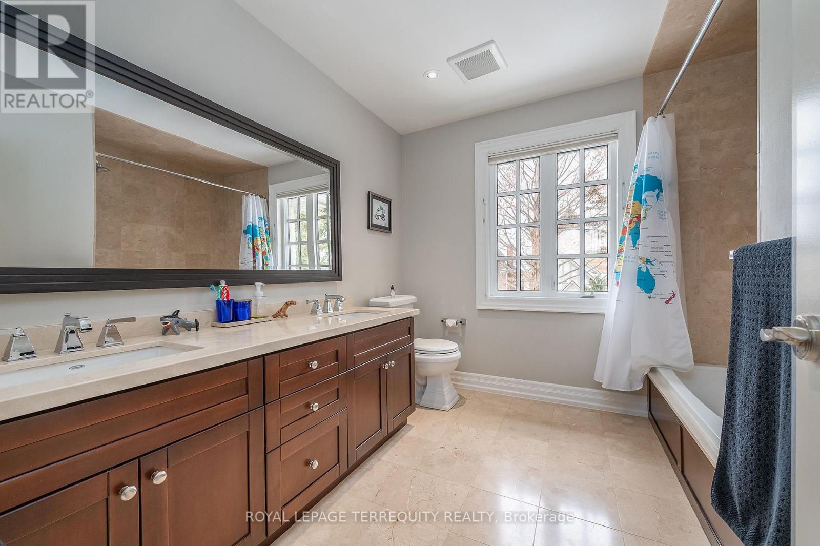 19 BANNON AVENUE - 26