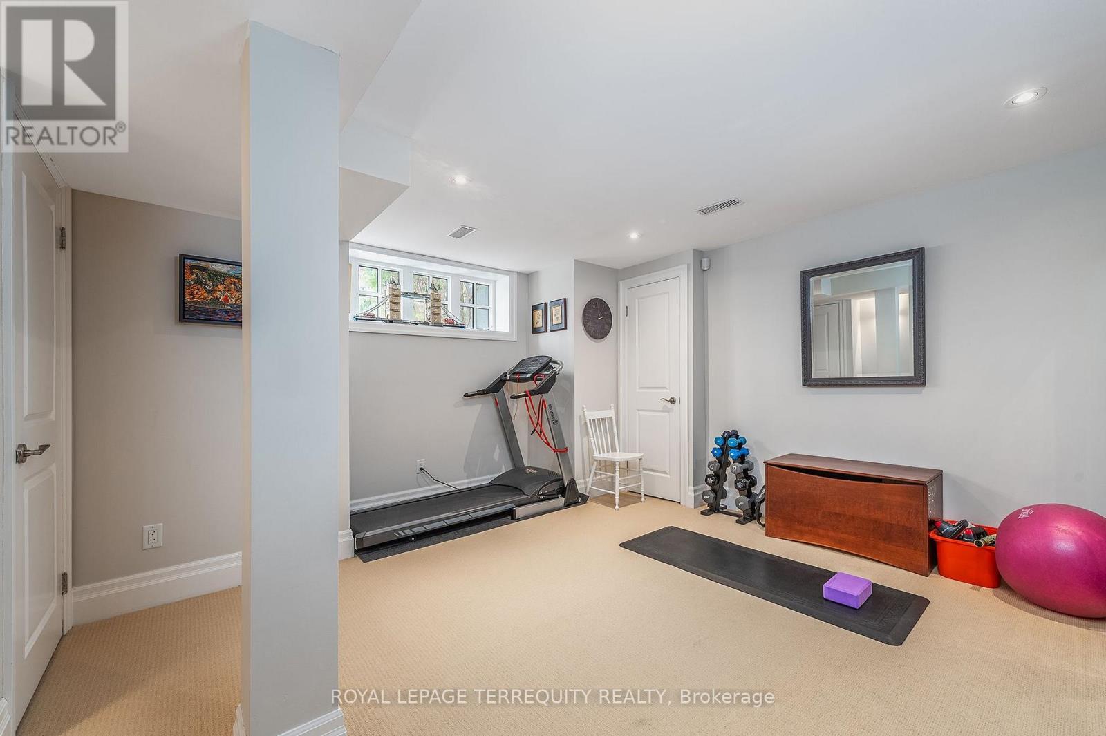 19 BANNON AVENUE - 33