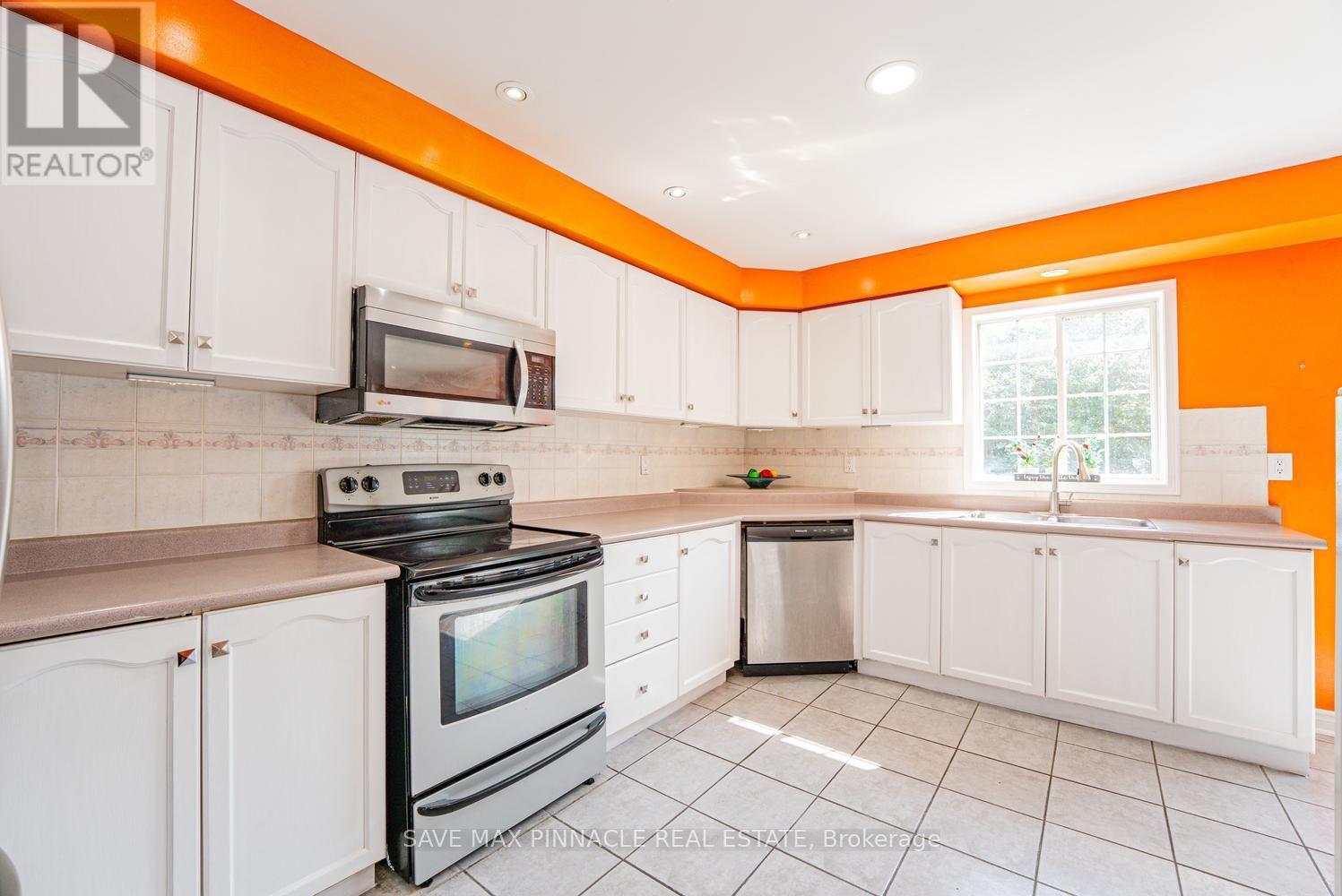 #42 9800 MCLAUGHLIN ROAD - Image 15