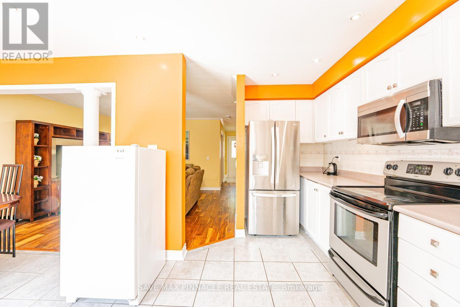 #42 9800 MCLAUGHLIN ROAD - Image 20