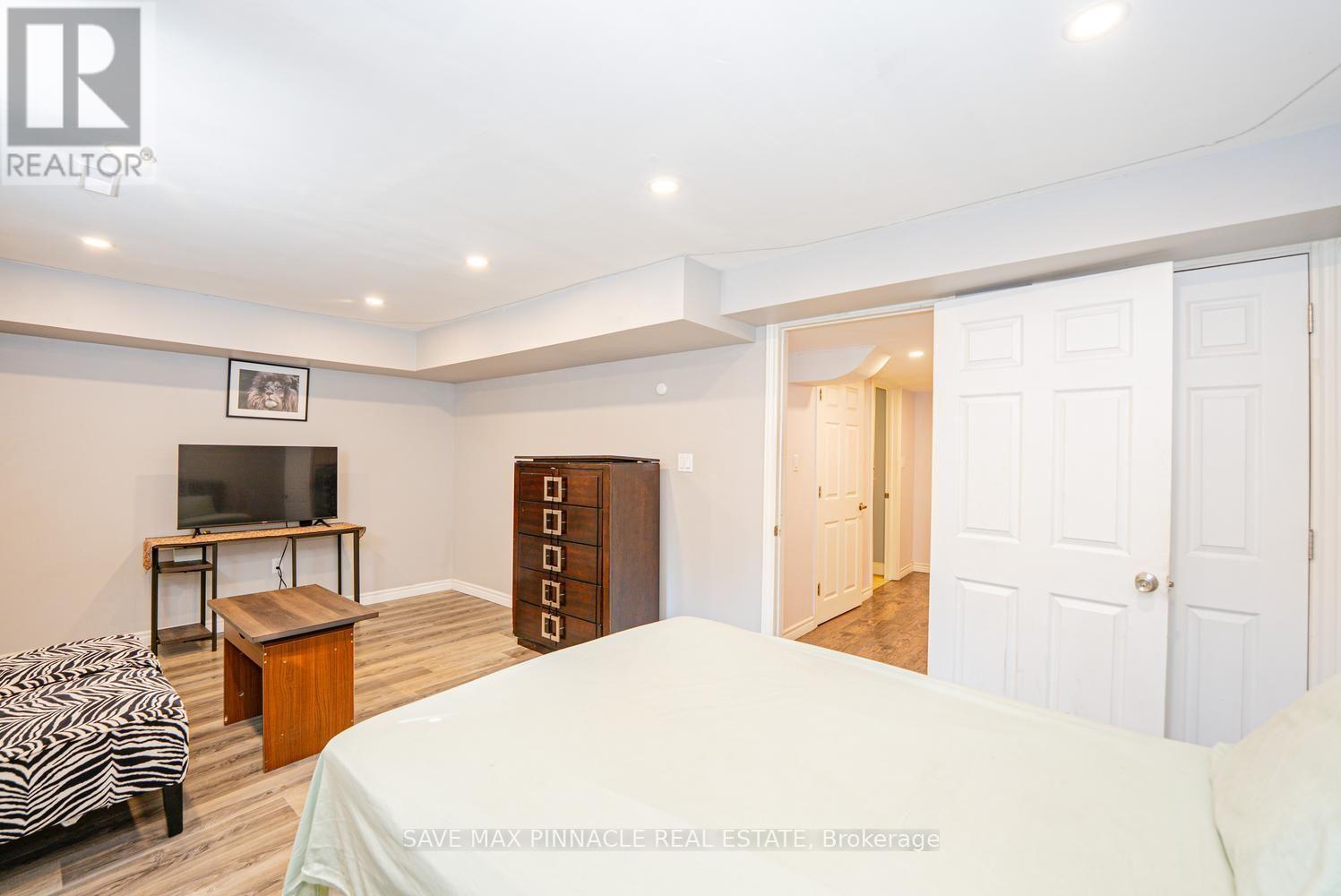 #42 9800 MCLAUGHLIN ROAD - Image 44