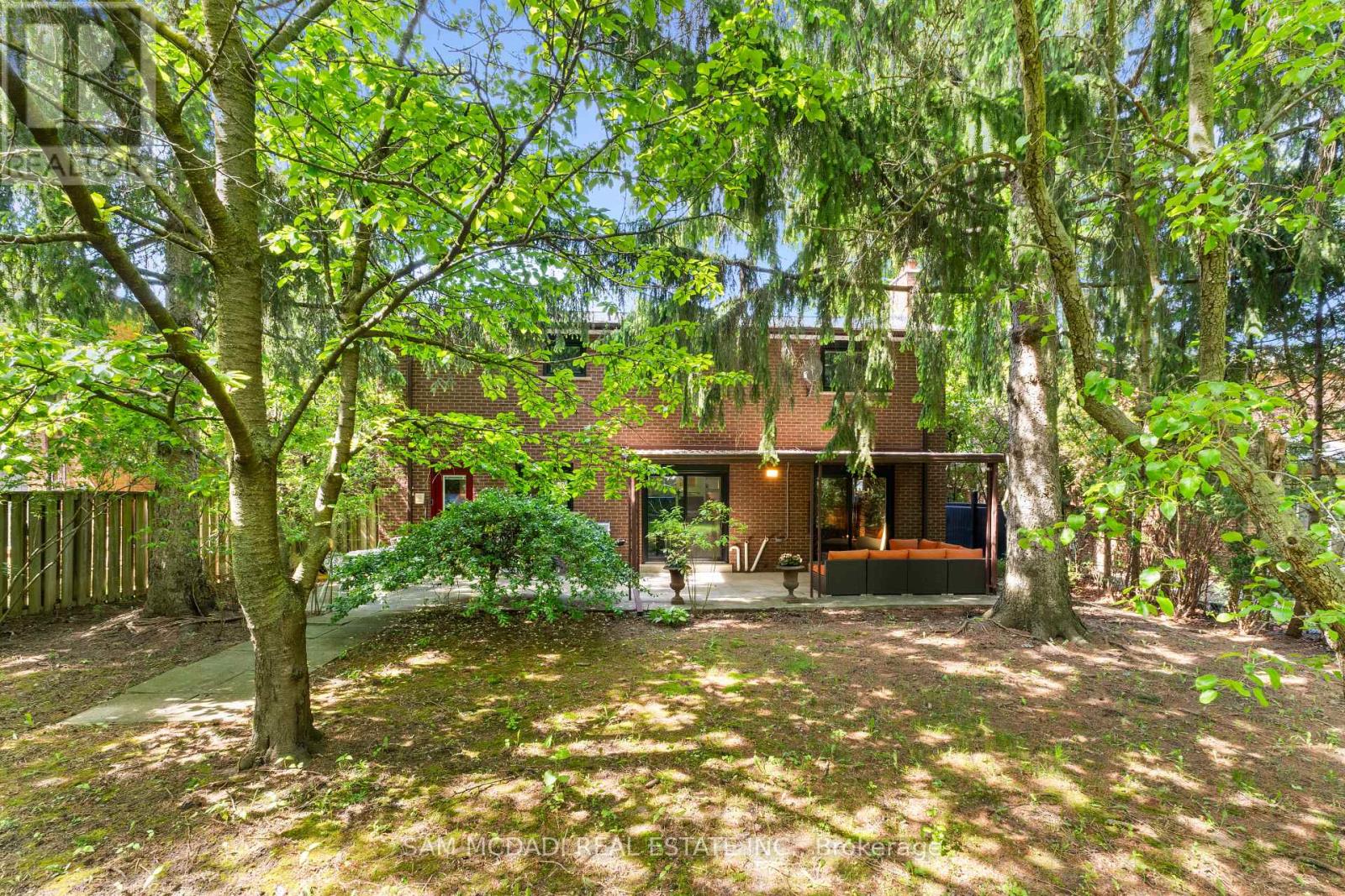 5 CANTERBURY CRESCENT - 45