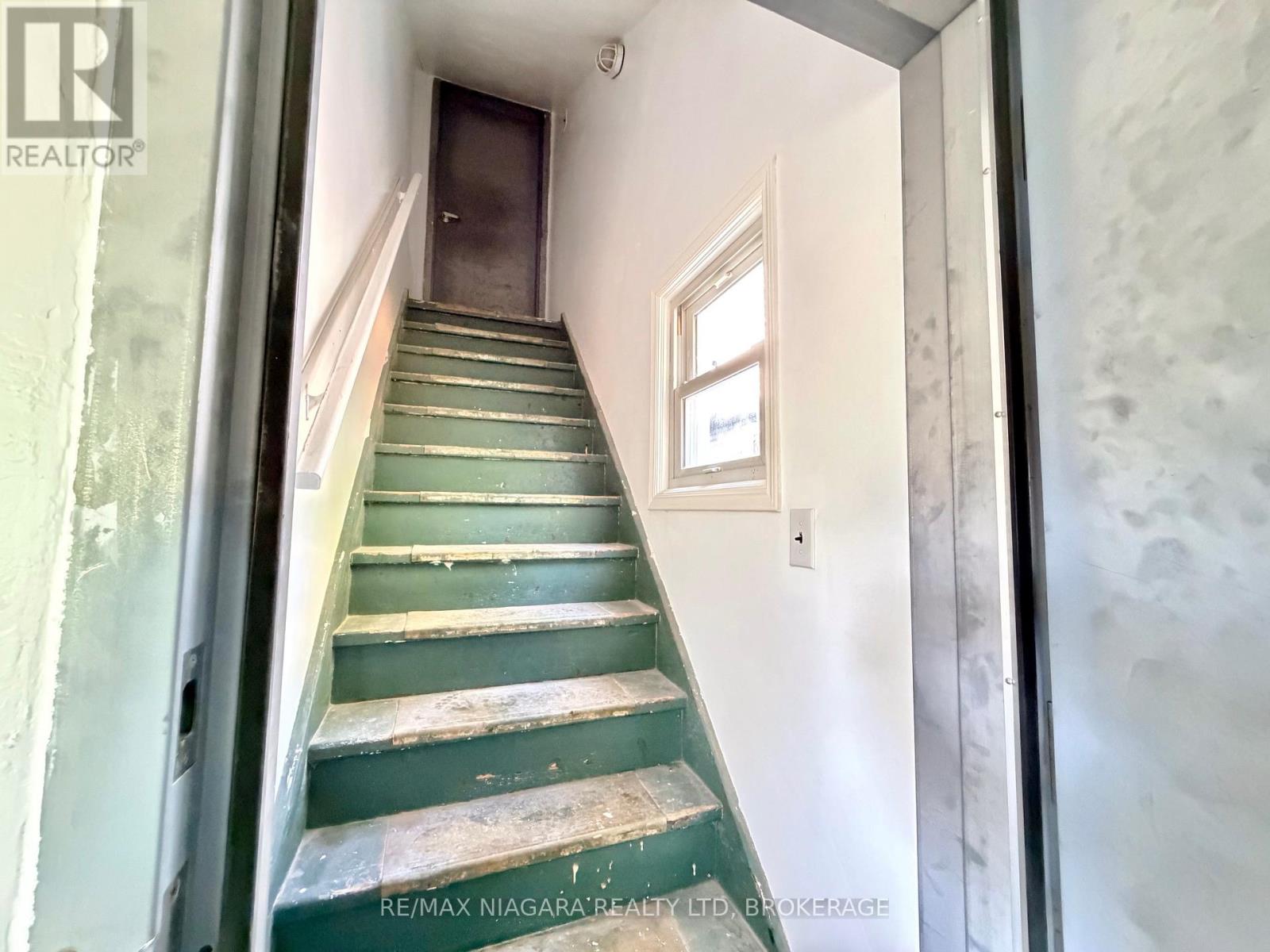 21 FIFTH STREET - 14