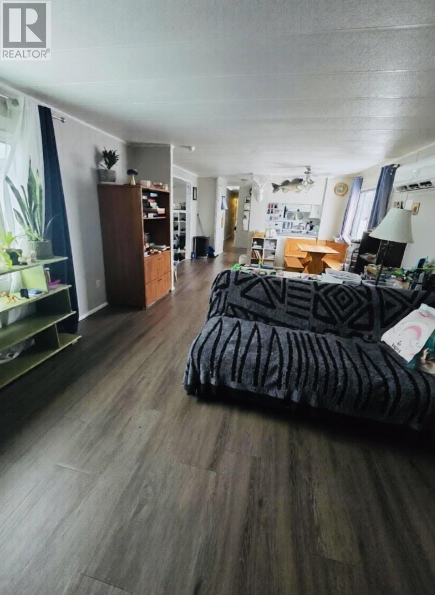 2 27 Minnitaki RD - 27
