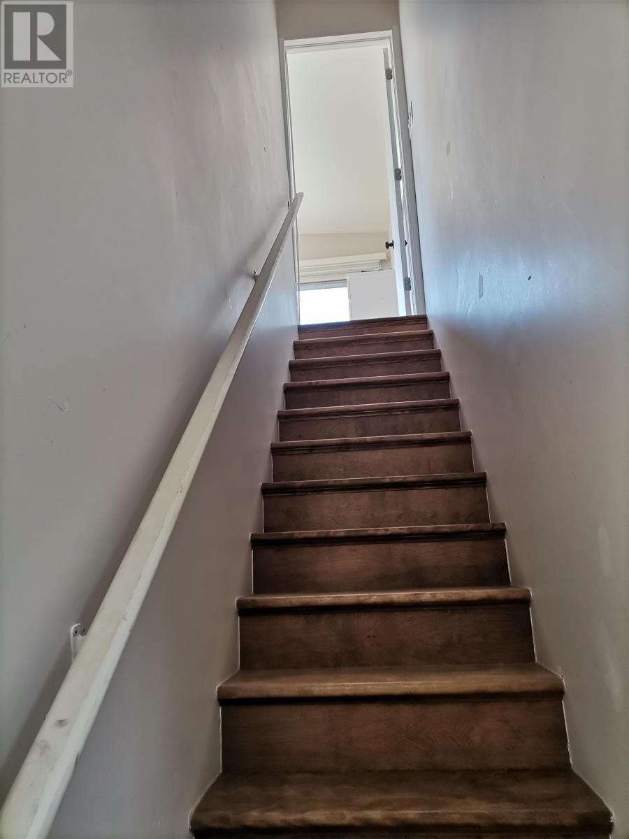 101 RIVERBANK Drive - 13