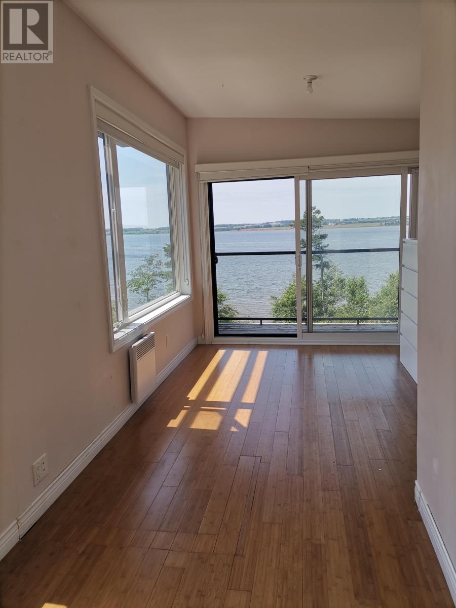 101 RIVERBANK Drive - 15