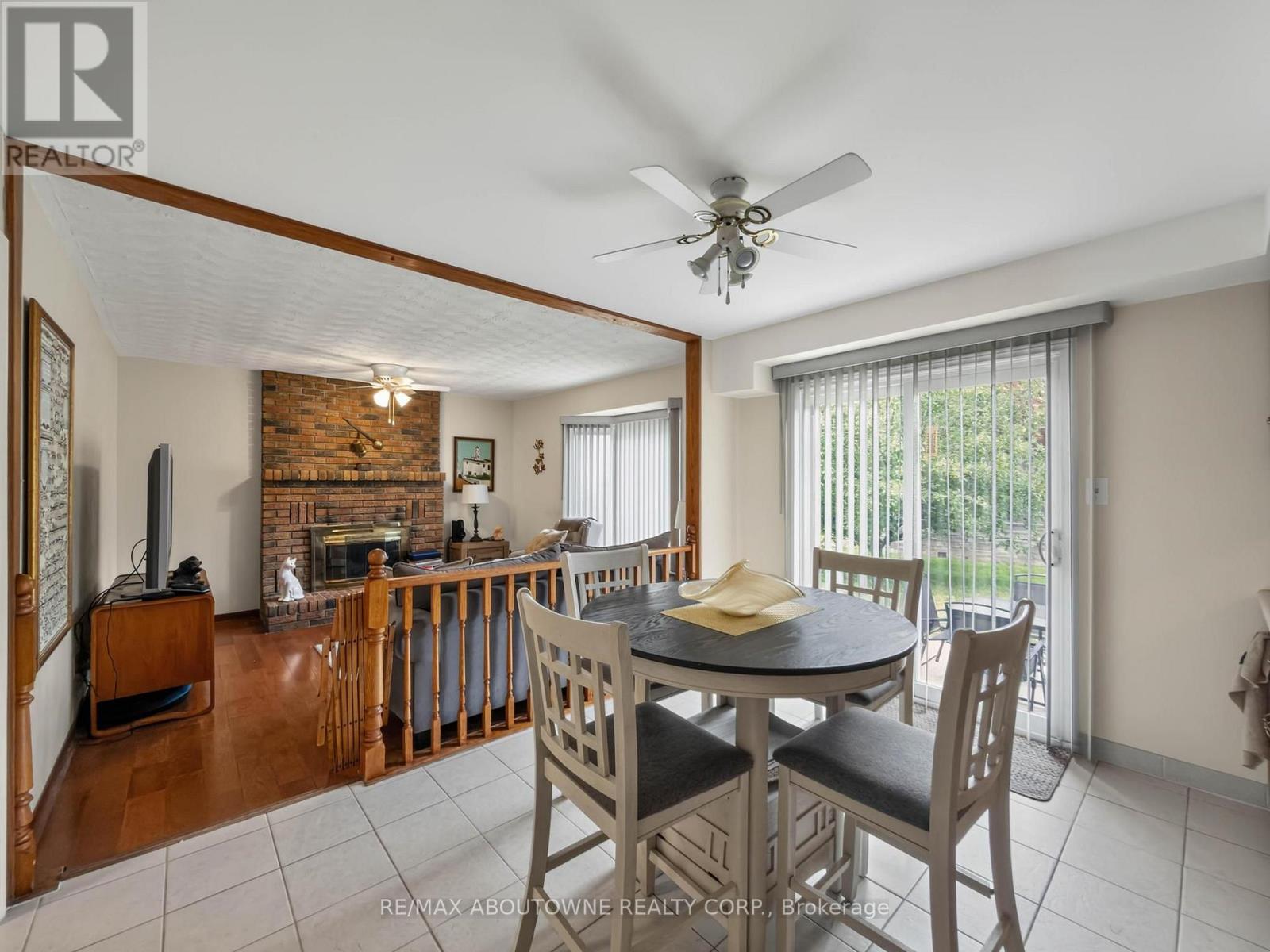1018 UPPER SHERMAN AVENUE - 13