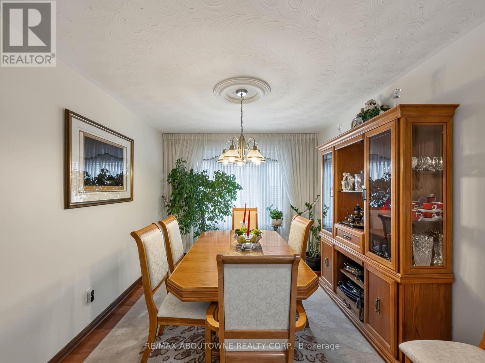 1018 UPPER SHERMAN AVENUE - 18