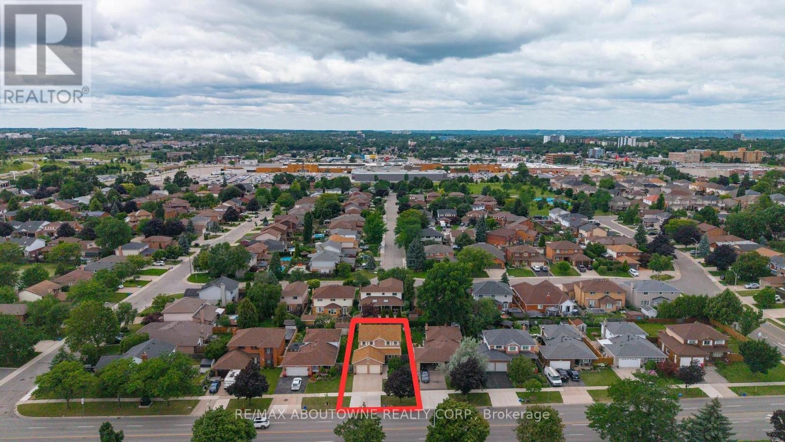 1018 UPPER SHERMAN AVENUE - 2