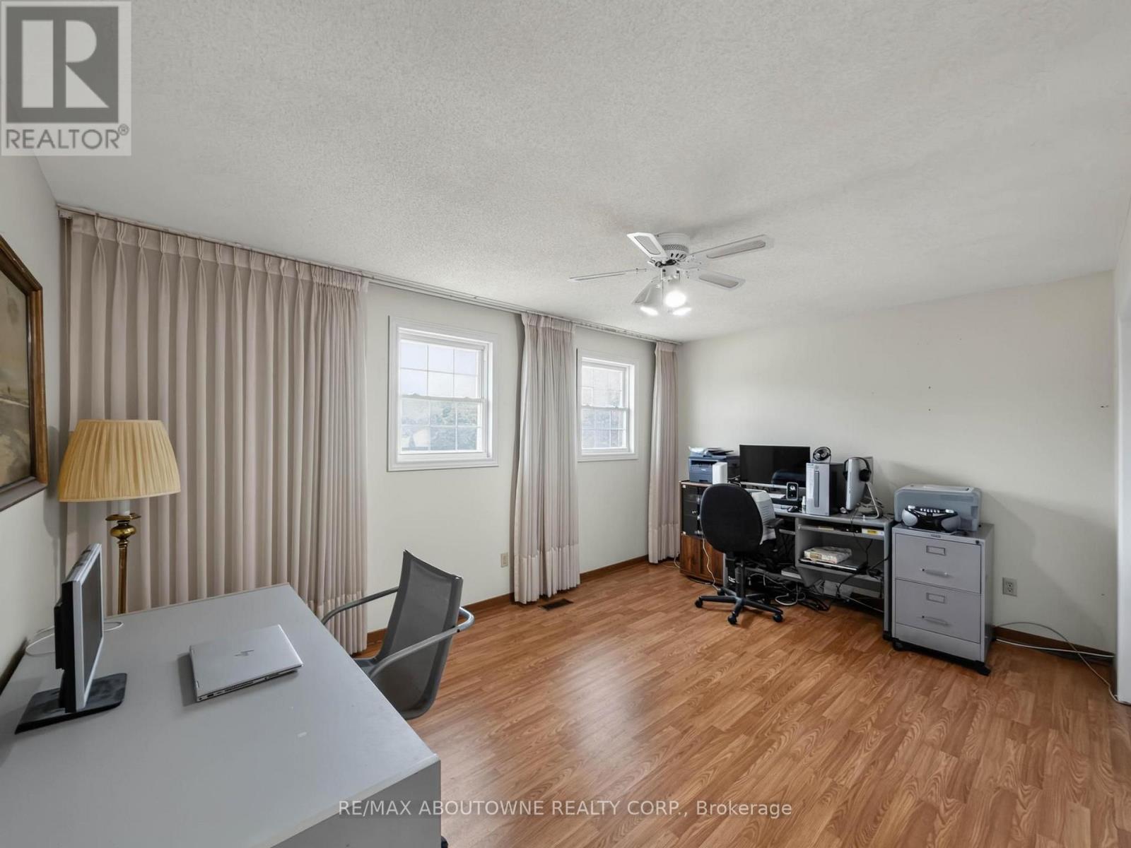 1018 UPPER SHERMAN AVENUE - 21